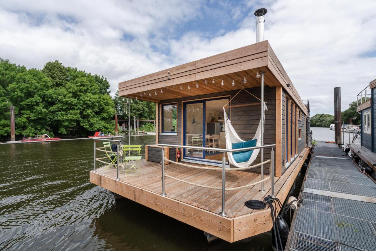 Hausboot Ahoi Hochwertiges Hausboote Mit Grosser Terrasse Und Kamin Hotel Hamburg Exterior photo