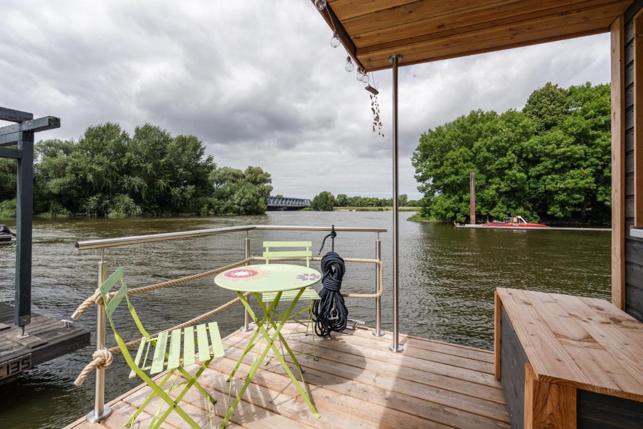 Hausboot Ahoi Hochwertiges Hausboote Mit Grosser Terrasse Und Kamin Hotel Hamburg Exterior photo